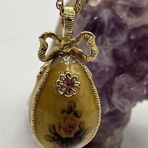 Joan Rivers Gold Floral Pendant Egg Necklace
